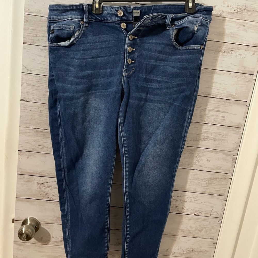 KanCan Capri Jean